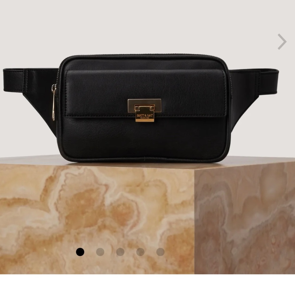 Everly Vegan Black Belt Bag